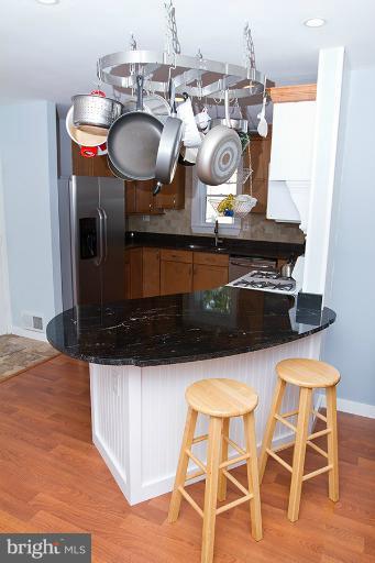7406 Kelvin Place Springfield, VA 22151 - Photo 9 of 30 Kitchen8