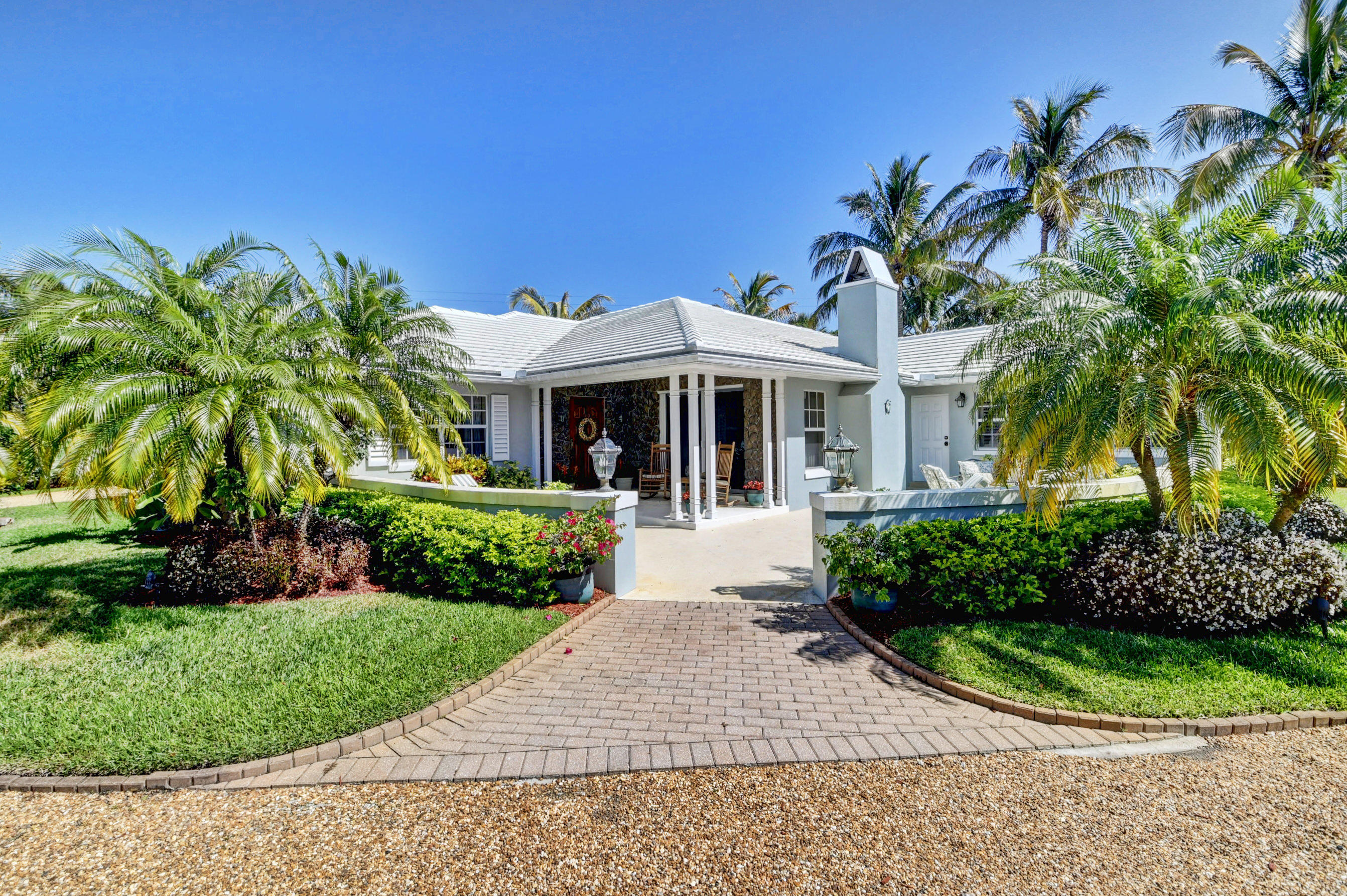 11 Country Road Boynton Beach, FL 33436 - Photo 1 of 22 Front Elevation