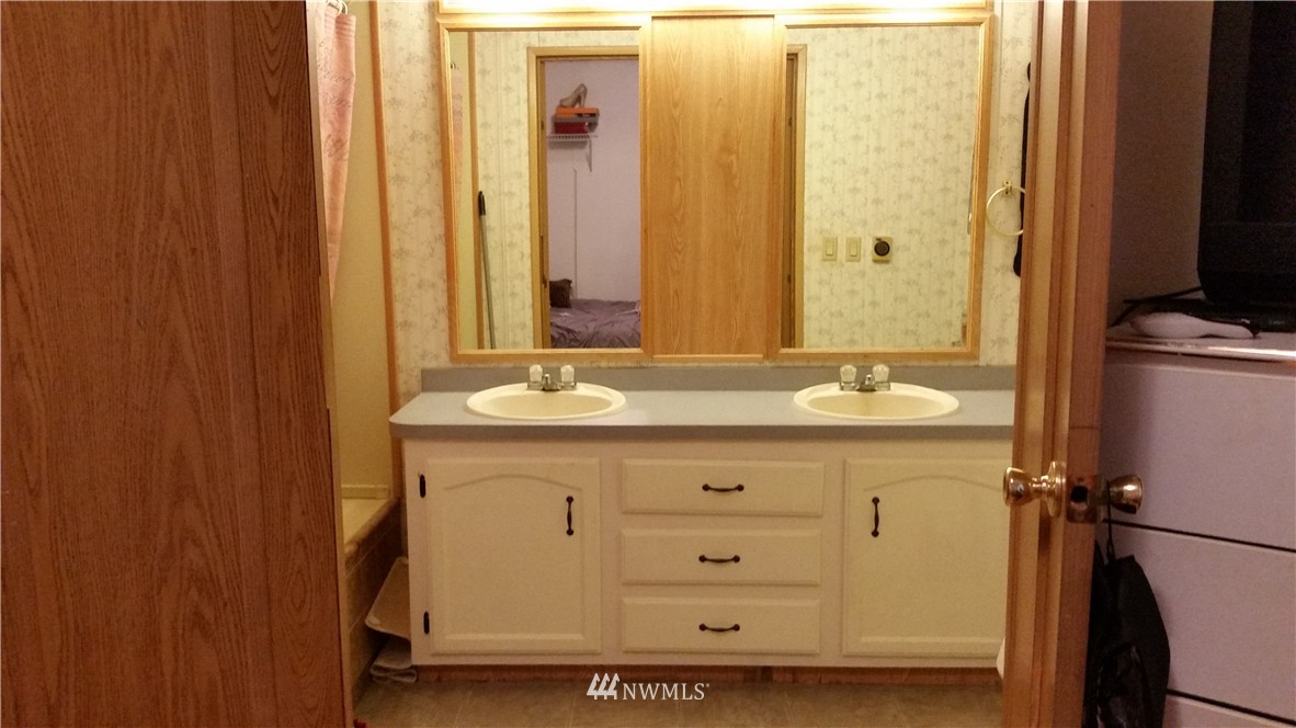 14523 Empire Road Ephrata, WA 98823 - Photo 14 of 25 Gallery Image 14