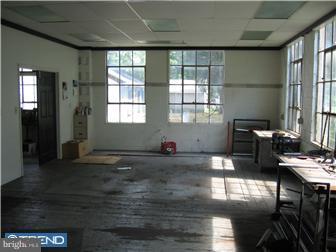 2724 Schuylkill Road Spring City, PA 19475 - Photo 3 of 7