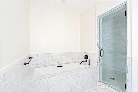 $955,000 | 1001 Julia Street, Unit 6D, New Orleans, LA 70113