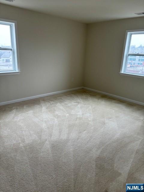 39 Union Street, Unit 301 Hackensack, NJ 07601 - Photo 10 of 14 an empty room with a window