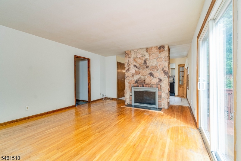 199 Casterline Road Denville, NJ 07834 - Photo 9 of 32 Gallery Image 9