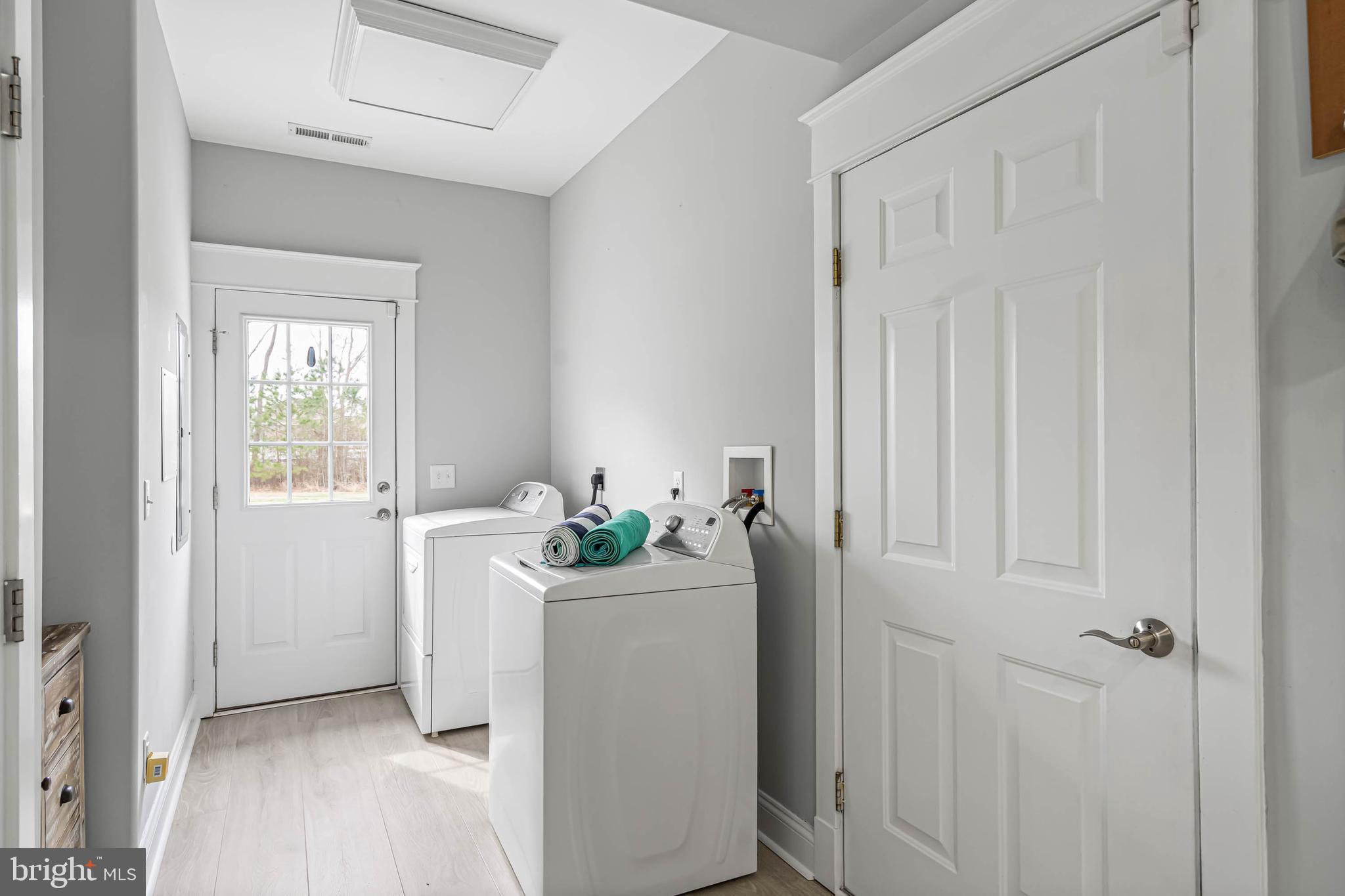 33096 Burbage Road Frankford, DE 19945 - Photo 39 of 53 a room that has a bed and a window in it