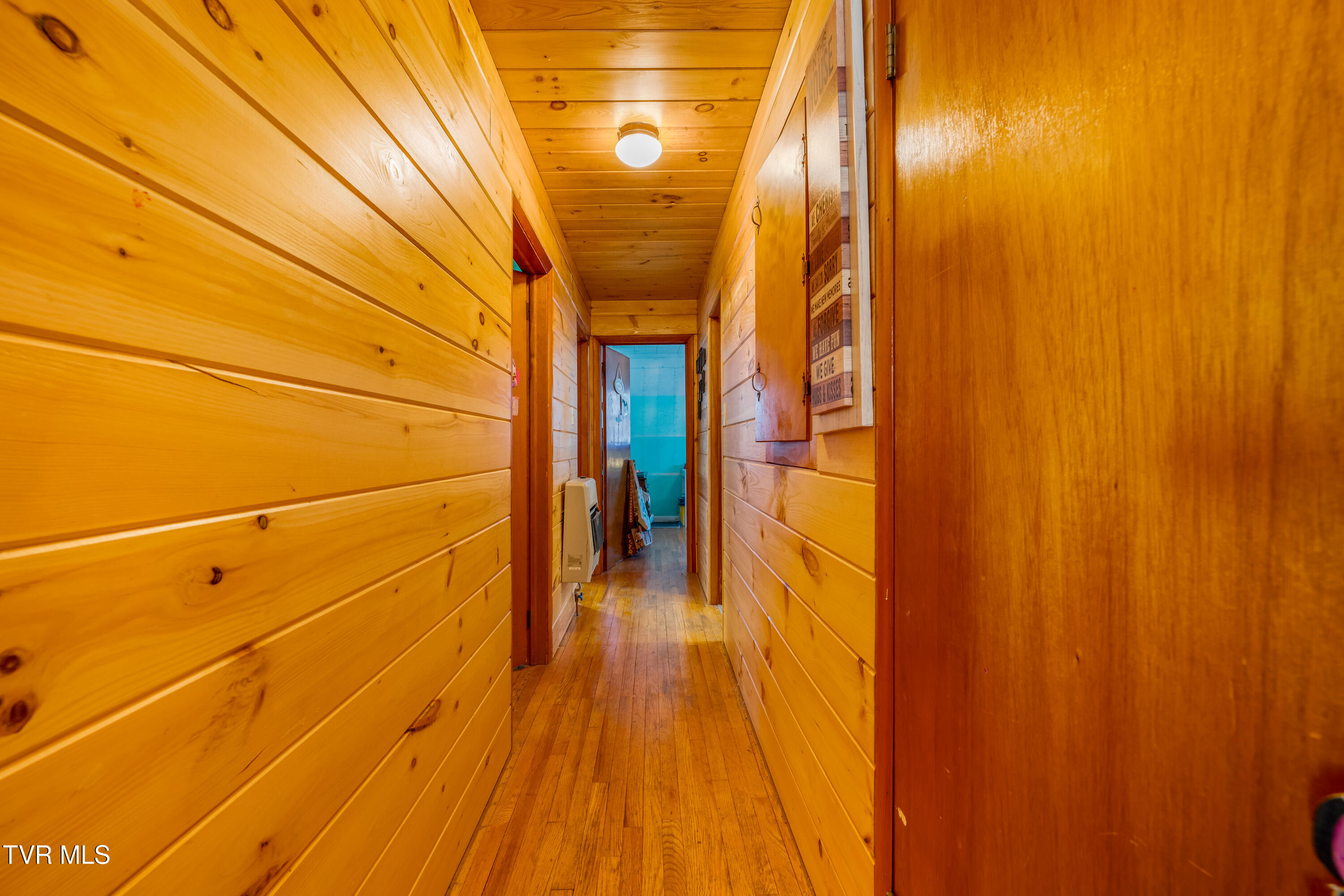 288 Arnold Road Mountain City, TN 37683 - Photo 20 of 27 288 Arnold Rd (36 of 44)