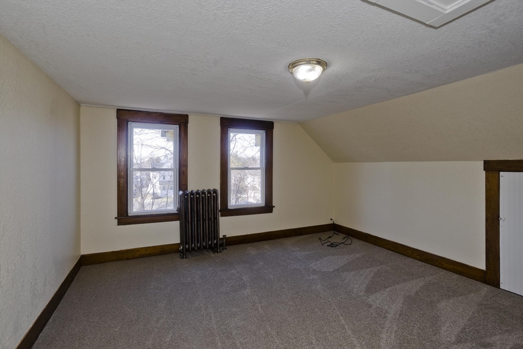 24 Morrell Street Springfield, MA 01104 - Photo 19 of 34