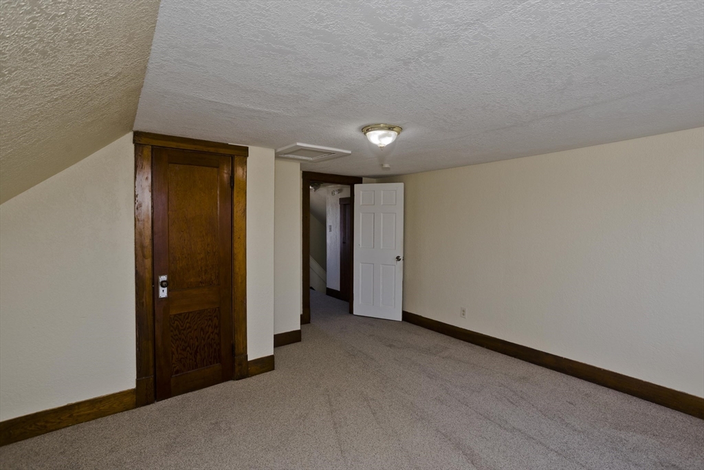 24 Morrell Street Springfield, MA 01104 - Photo 21 of 34