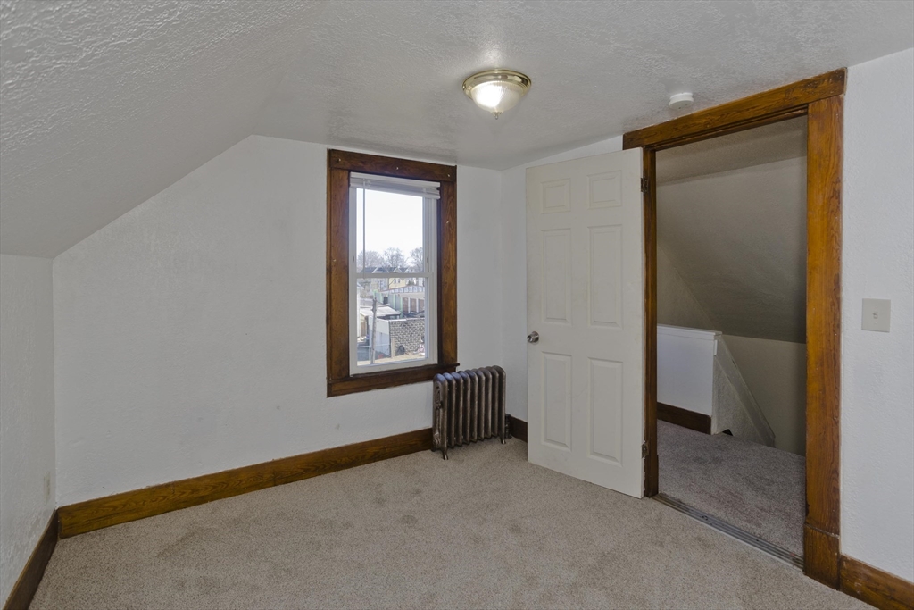 24 Morrell Street Springfield, MA 01104 - Photo 23 of 34