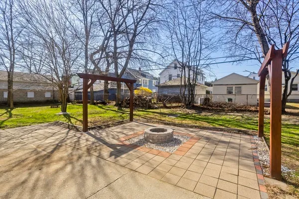 $299,999 | 24 Morrell Street, Springfield, MA 01104