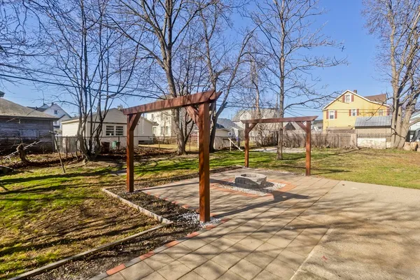 $299,999 | 24 Morrell Street, Springfield, MA 01104