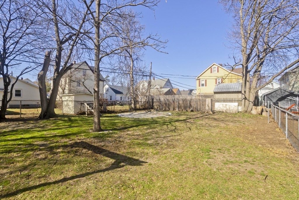 24 Morrell Street Springfield, MA 01104 - Photo 30 of 34