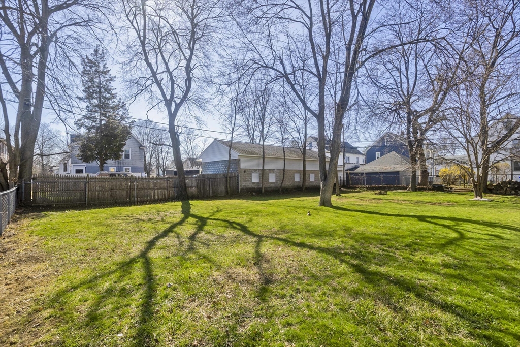 24 Morrell Street Springfield, MA 01104 - Photo 31 of 34