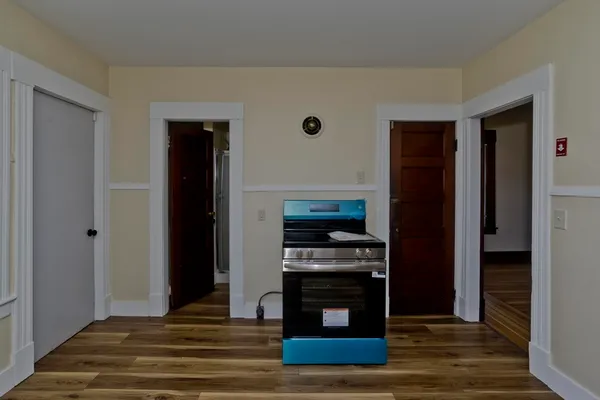 $299,999 | 24 Morrell Street, Springfield, MA 01104