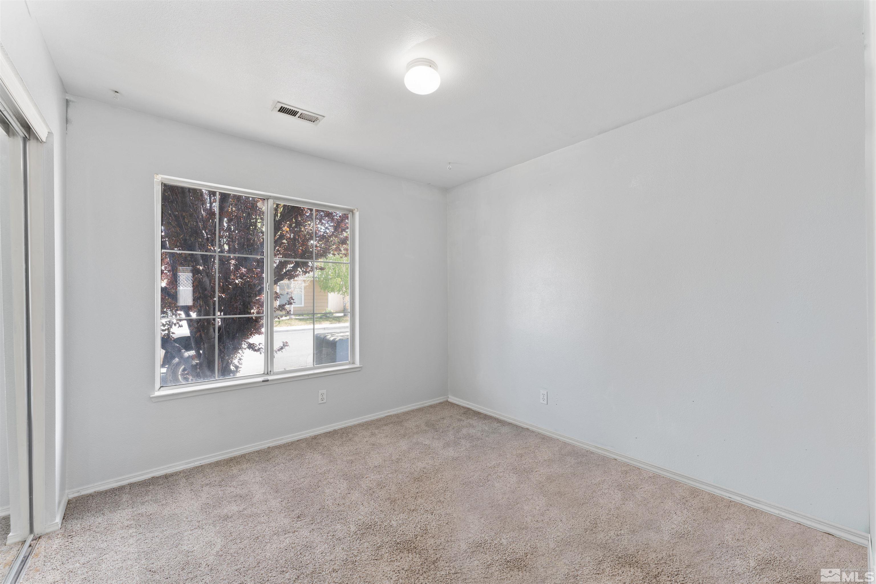 3135 Winter Rose Circle Reno, NV 89502 - Photo 5 of 34 Photo 5