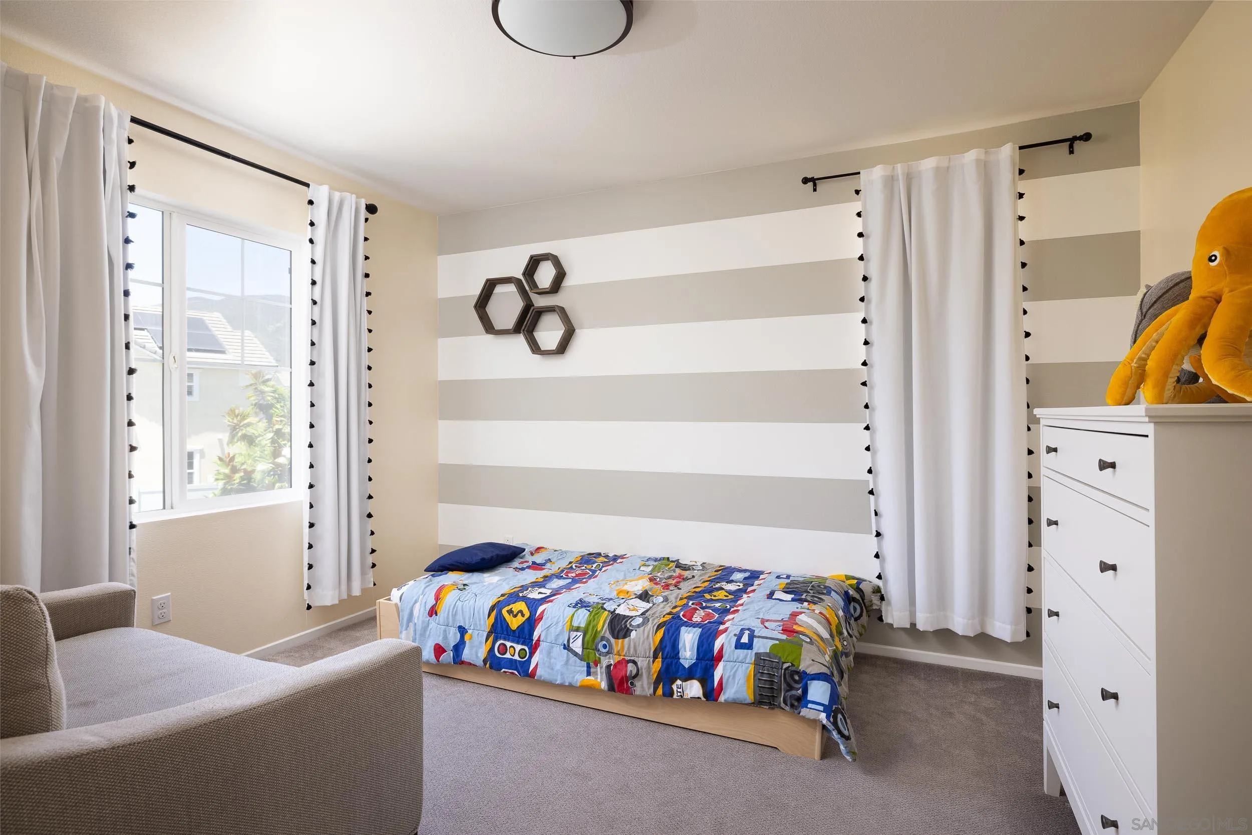 211 Spotted Saddle Way Fallbrook, CA 92028 - Photo 13 of 24 a bedroom with a bed and a window