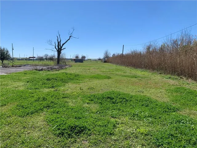 $95,000 | 39128 Boothville River Road, Buras, LA 70041