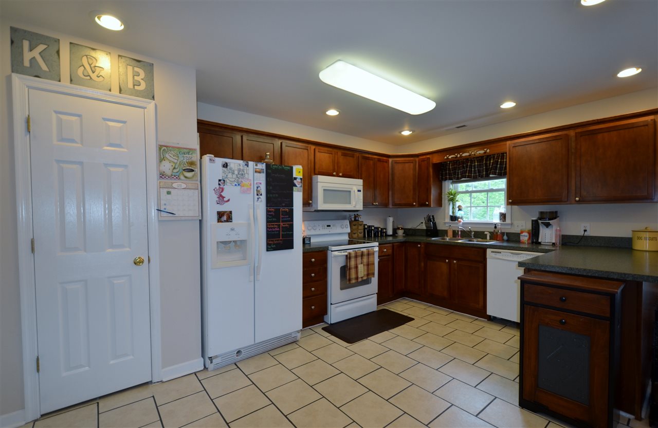 31 Summer Ridge Drive Stuarts Draft, VA 24477 - Photo 4 of 21 Gallery Image 4