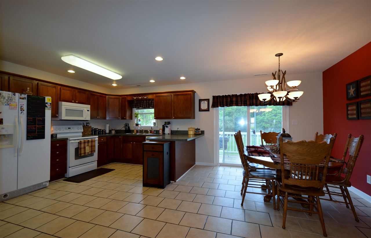 31 Summer Ridge Drive Stuarts Draft, VA 24477 - Photo 7 of 21 Gallery Image 7