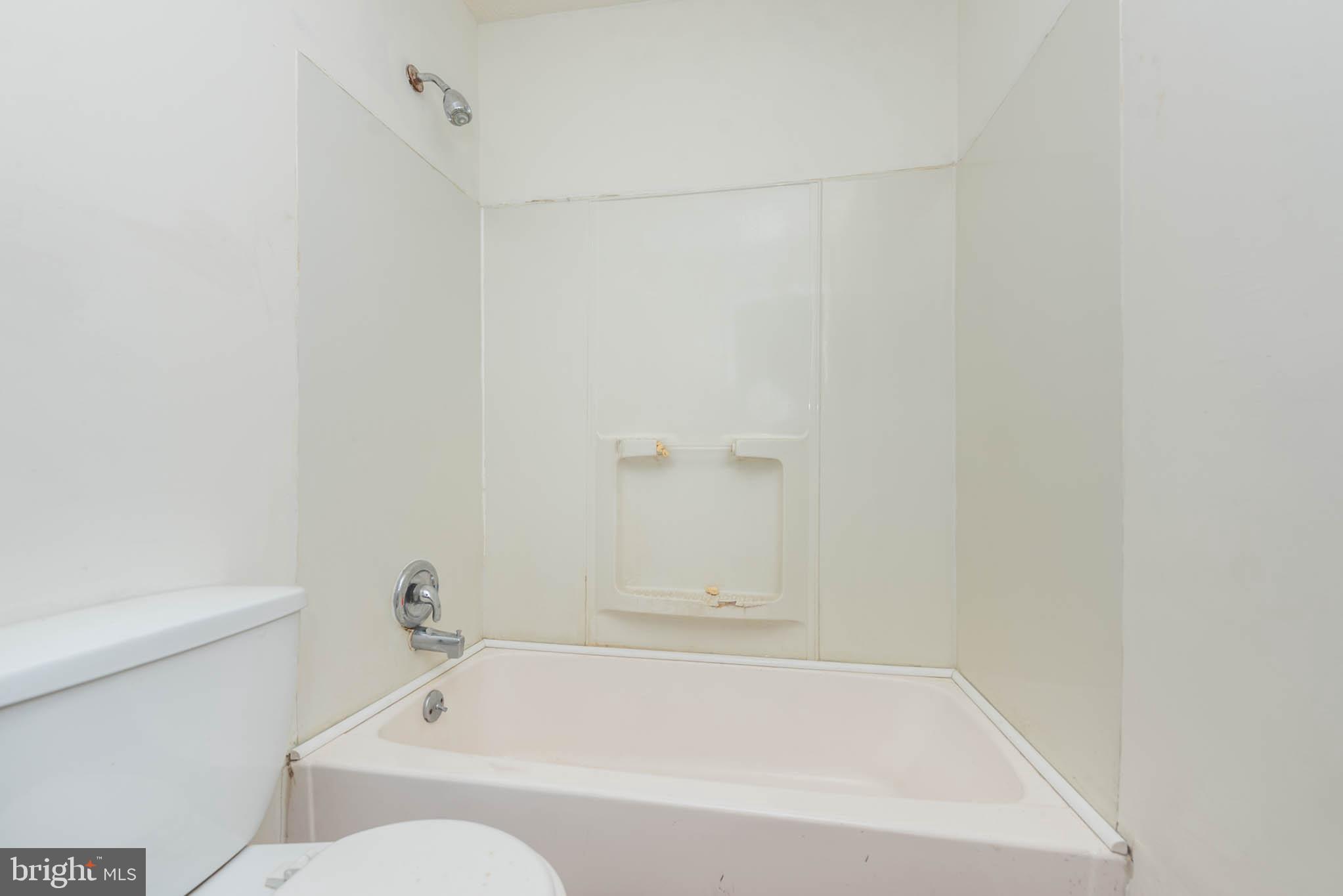 13 Bohn Court Rosedale, MD 21237 - Photo 12 of 24