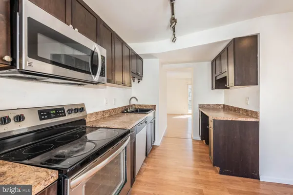 $1,800 | 13 Bohn Court, Rosedale, MD 21237