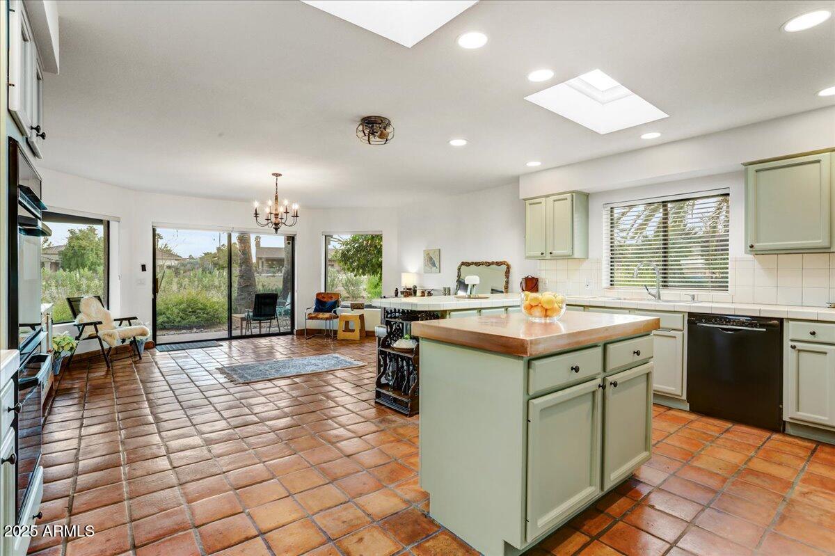 18727 East Avenida Del Ray Rio Verde, AZ 85263 - Photo 10 of 34 15-Kitchen to Dining Room