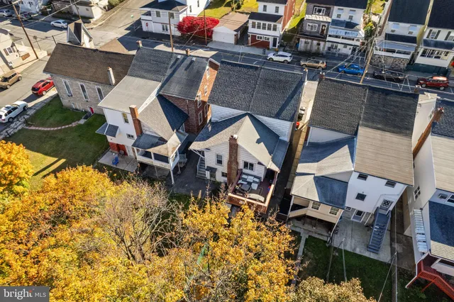 an aerial view of a backyard