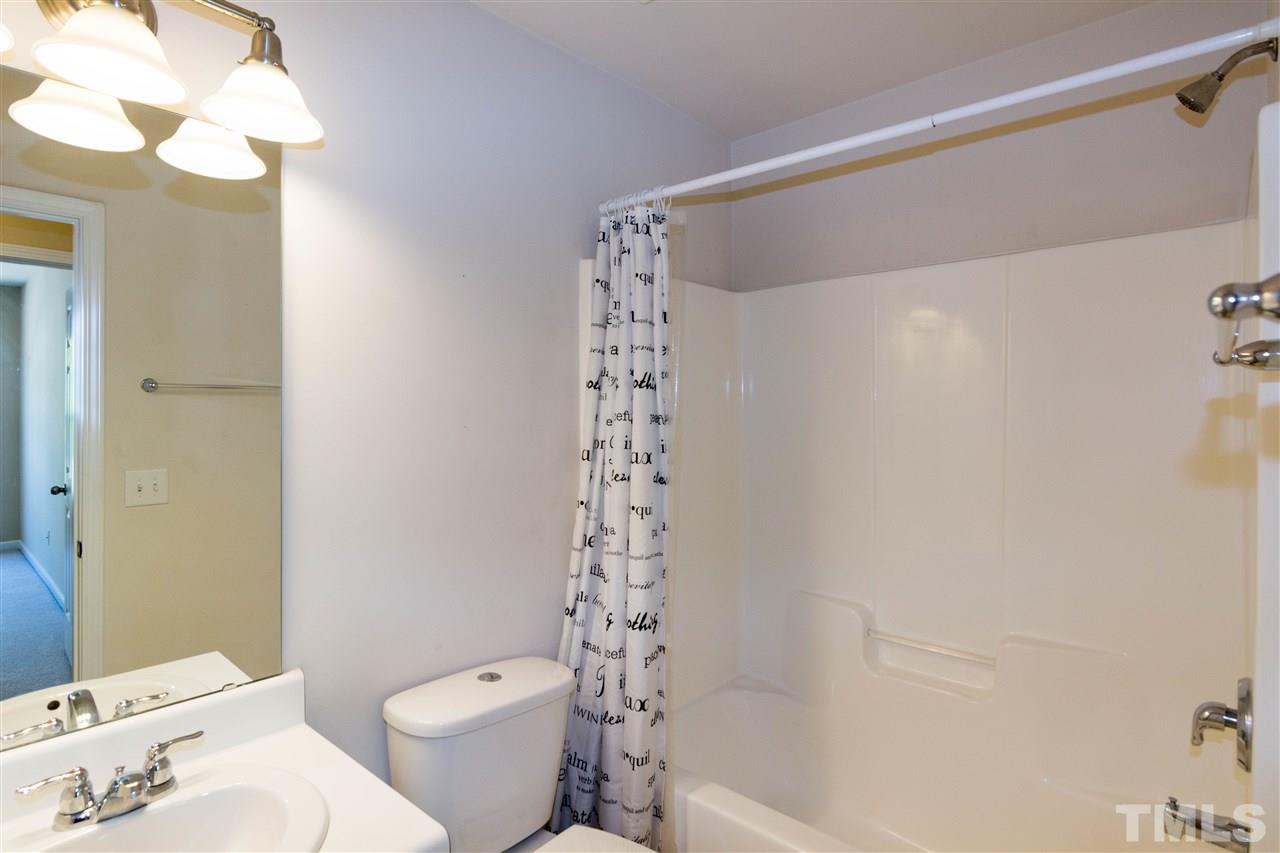 7232 Racine Way Raleigh, NC 27615 - Photo 18 of 21