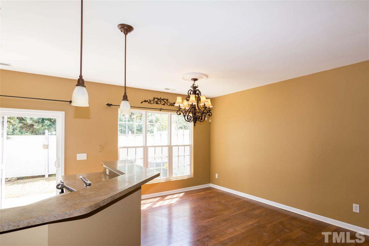 7232 Racine Way Raleigh, NC 27615 - Photo 4 of 21