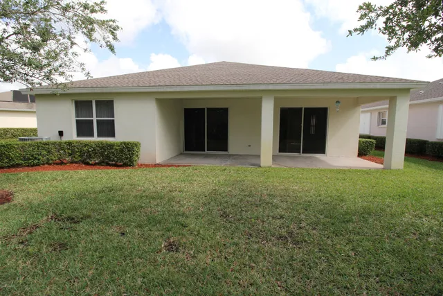 $2,075 | 523 Gardendale Circle, Palm Bay, FL 32909