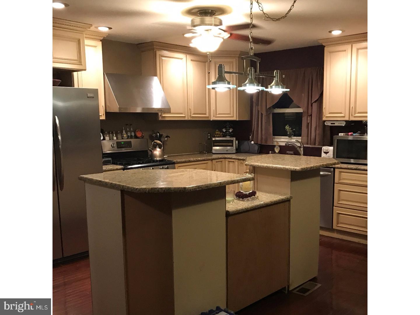 13013 Sewell Road Philadelphia, PA 19116 - Photo 20 of 25