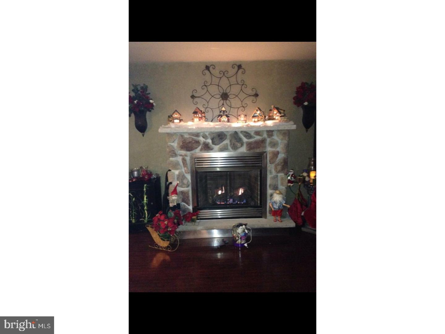 13013 Sewell Road Philadelphia, PA 19116 - Photo 23 of 25