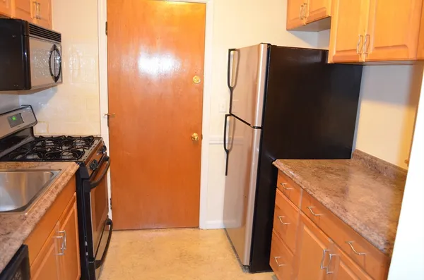 $2,600 | 458-460 Eastern Avenue, Unit 21, Lynn, MA 01902