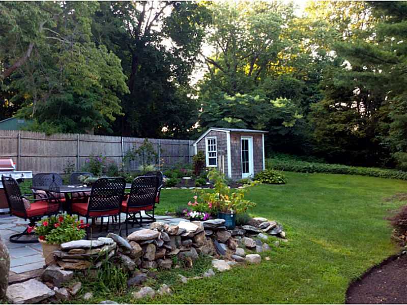 110 Ferry Road North Kingstown, RI 02874 - Photo 21 of 25 Exterior Back.