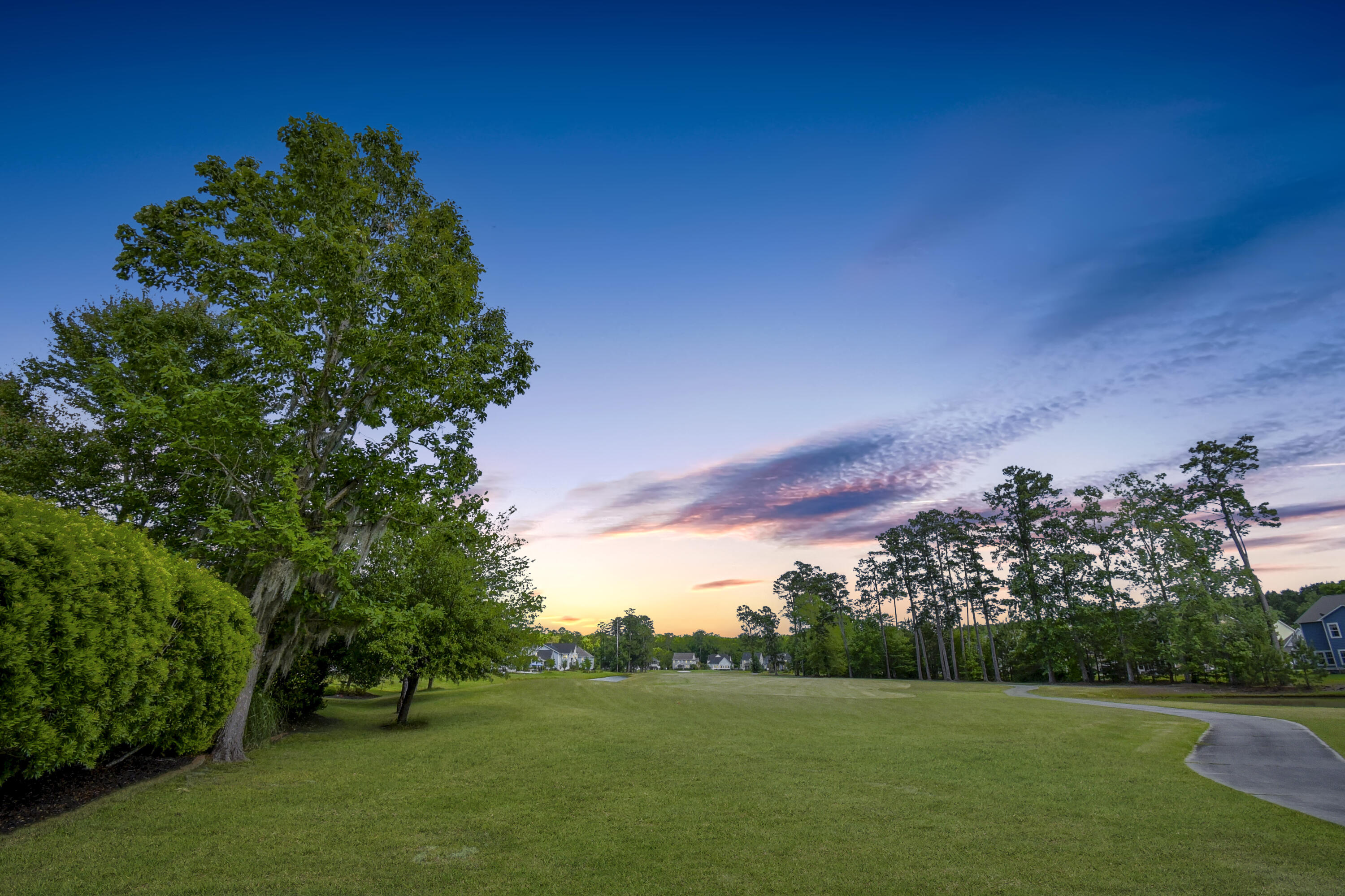 527 Pointe Of Oaks Road Summerville, SC 29485 - Photo 45 of 51 50