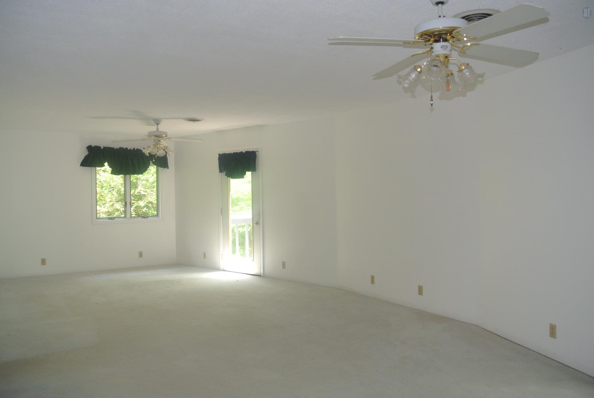 651 Salem Ridge Road Clarksville, TN 37040 - Photo 12 of 30 Gallery Image 12
