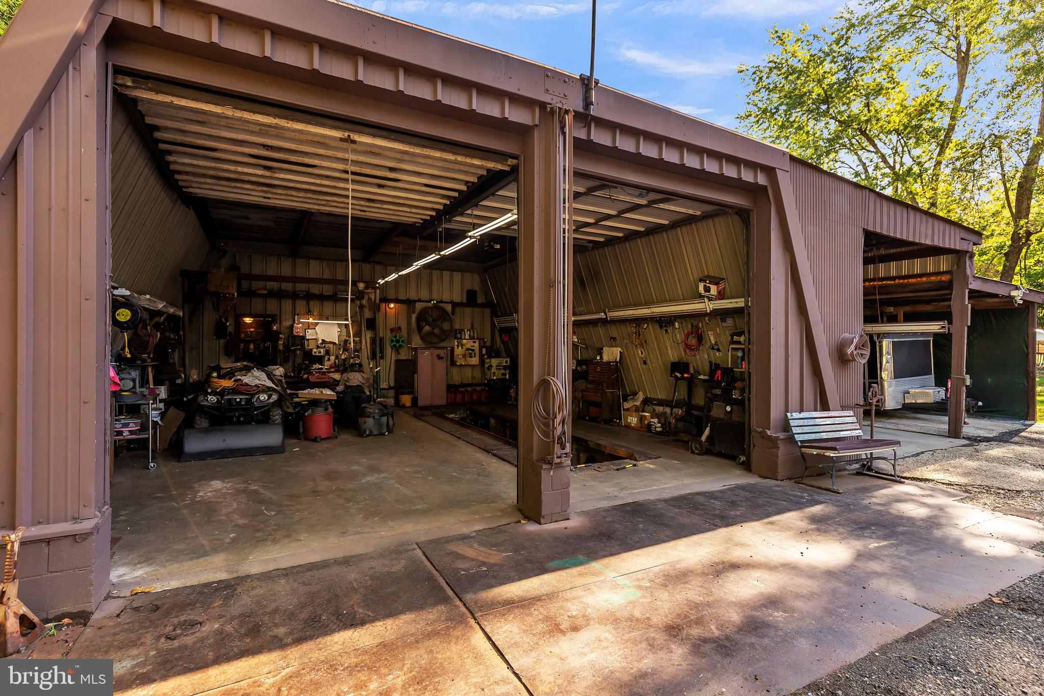2 Car Detached Garage