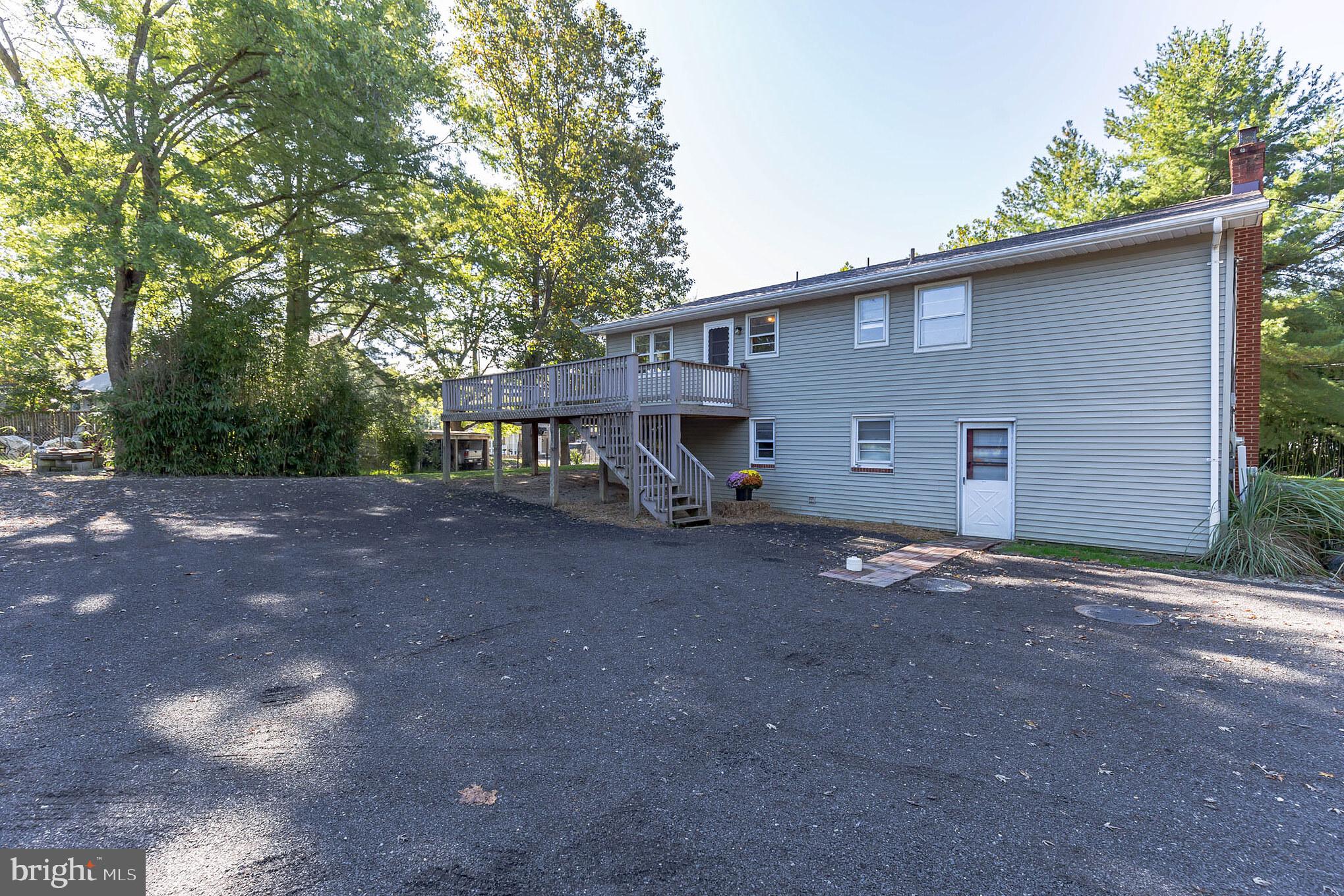 9814 Old Solomons Island Road Owings, MD 20736 - Photo 9 of 30 Gallery Image 9
