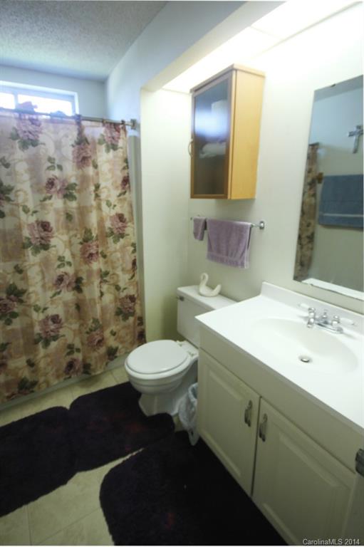 8823 Idlewild Road Charlotte, NC 28227 - Photo 8 of 11 Gallery Image 8