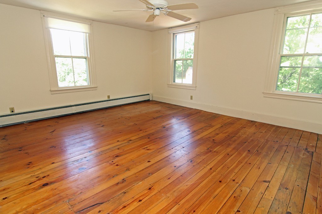 540 Northfield Road Lunenburg, MA 01462 - Photo 9 of 25