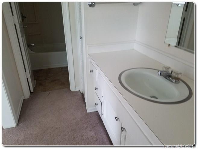 8331 Knights Bridge Road, Unit 8331 Charlotte, NC 28210 - Photo 6 of 10 Gallery Image 6