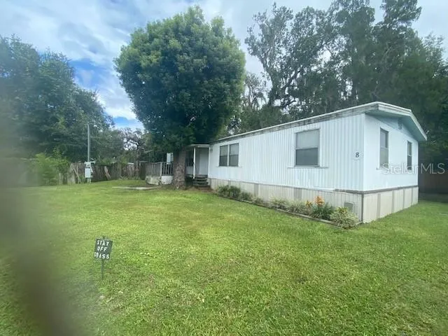 $1,250 | 1035 East Lake Parker Drive, Unit 8, Lakeland, FL 33801