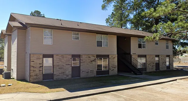 $475 | 600 Vernon Trace Circle, Leesville, LA 71446