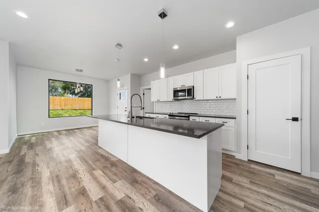 $399,000 | 13527 West 12th Avenue, Airway Heights, WA 99001