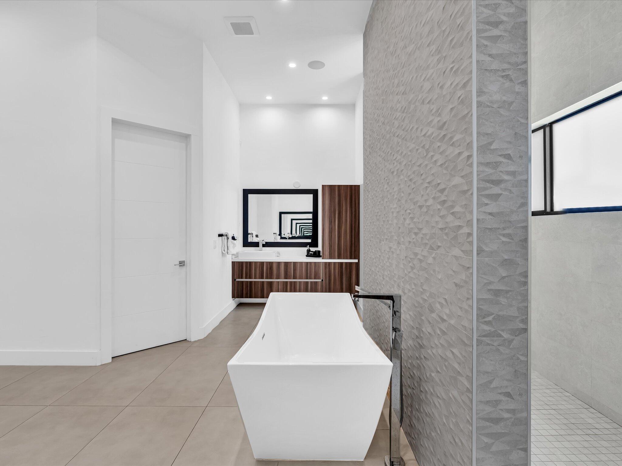 6122 Southwest 173rd Way Southwest Ranches, FL 33331 - Photo 66 of 137 Primary Bathroom