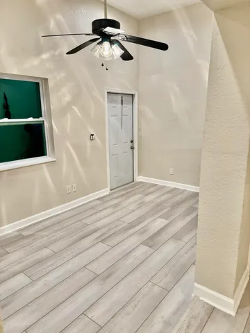 $2,400 | 1040 17th Street, West Palm Beach, FL 33407