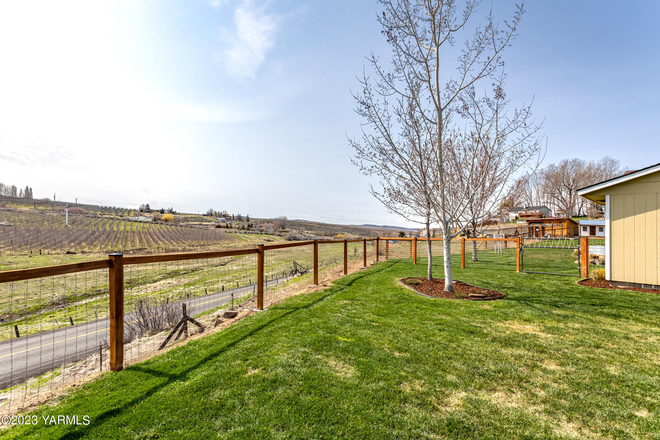 10 Schlect Road Yakima, WA 98908 - Photo 29 of 34 Fenced and Cross Fenced with a View