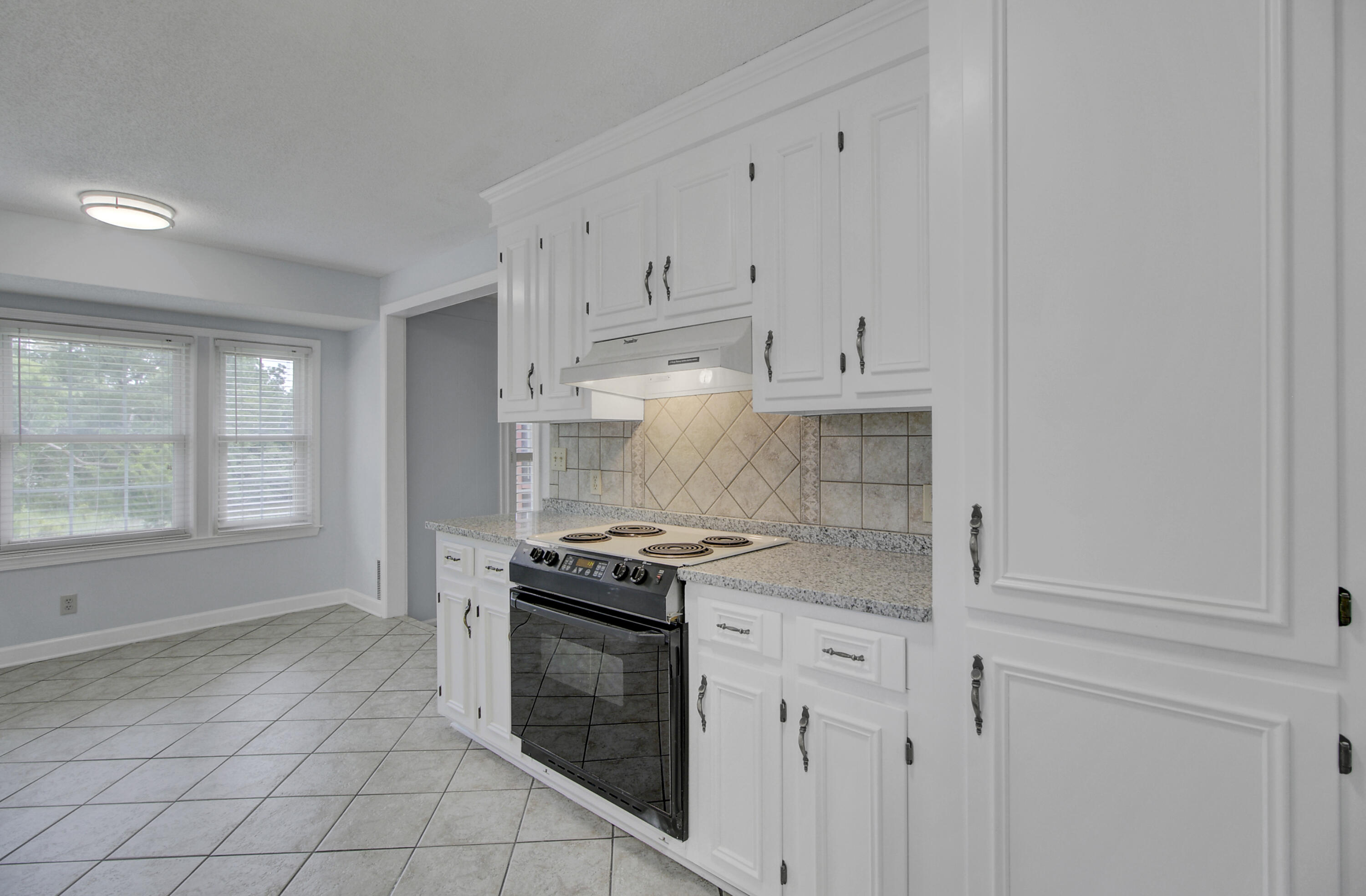 1186 Harbor View Road Charleston, SC 29412 - Photo 22 of 50 18