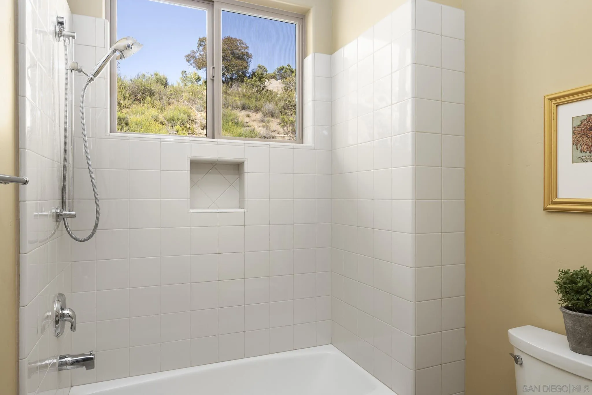 2001 Corte Sierra Alpine, CA 91901 - Photo 24 of 35 a bathroom with a shower