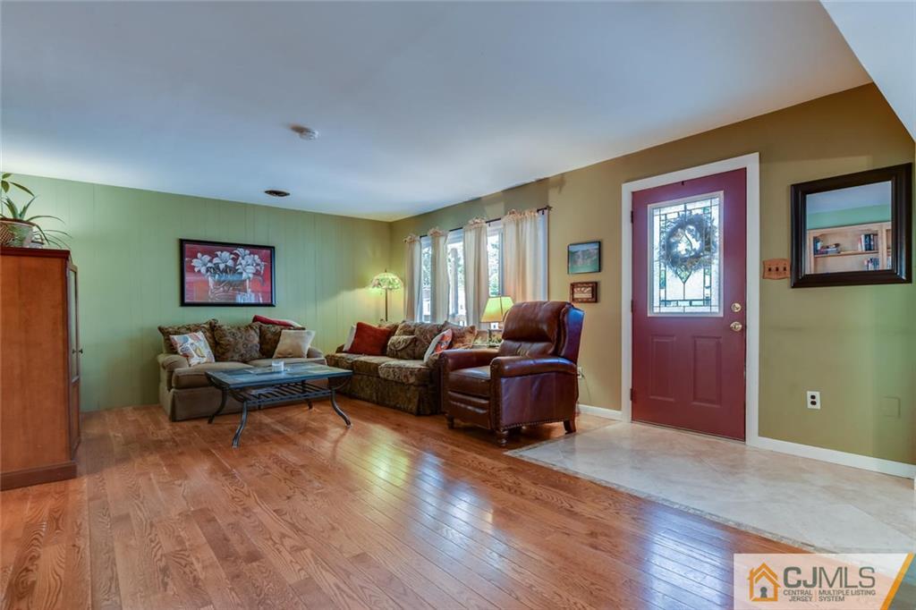 55 Red Bank Road Spotswood, NJ 08884 - Photo 3 of 25 Gallery Image 3