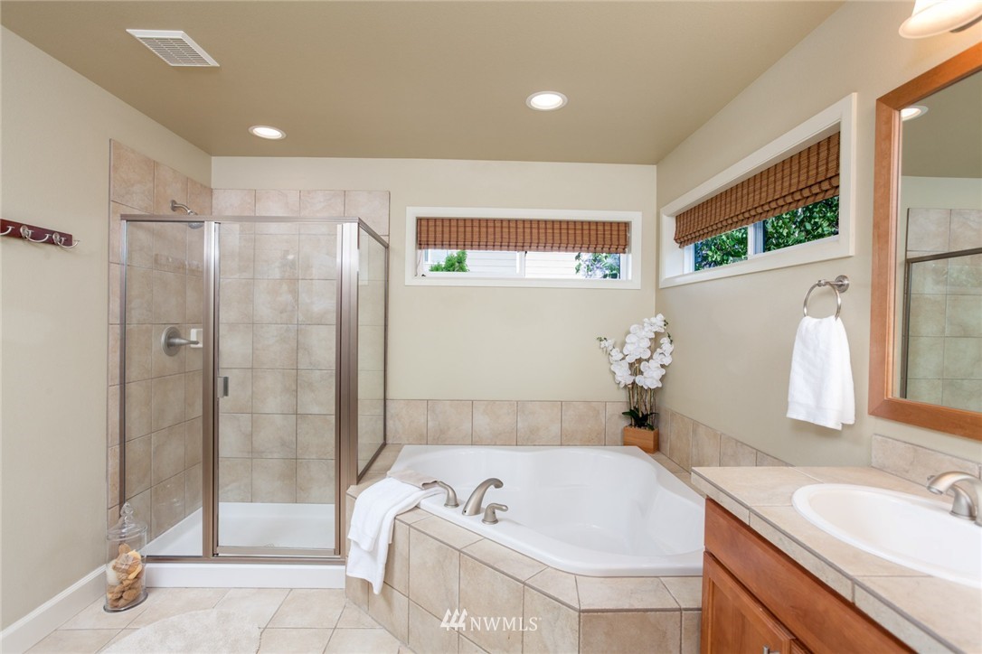 5415 Northeast 17th Street Renton, WA 98059 - Photo 14 of 25 Gallery Image 14